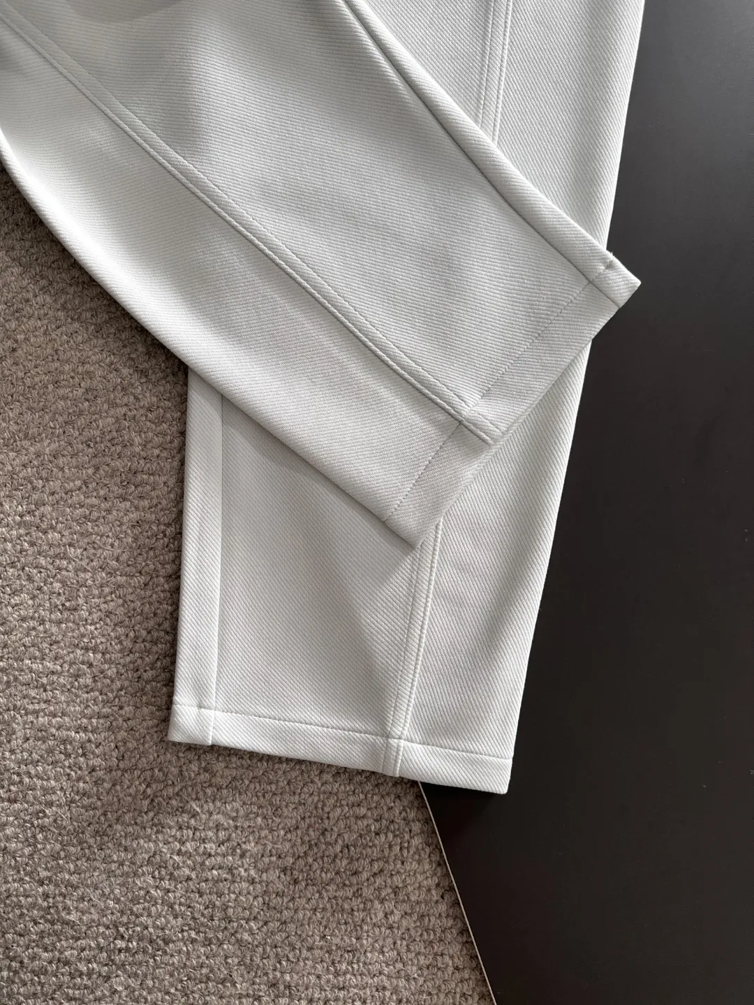 Next day shipping P360 Stone Island 2025 new autumn elastic band casual pants, thick counter-customized fabrics, high breathability and comfort, impeccable details, brand element design concept, reflecting high quality. It feels delicate and soft! It presents a casual cut and the upper body shape is great! Size: M-4XL